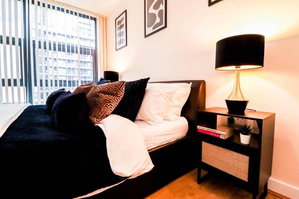 Premium Canary Wharf Flat - Long Stay Offer London Exterior photo