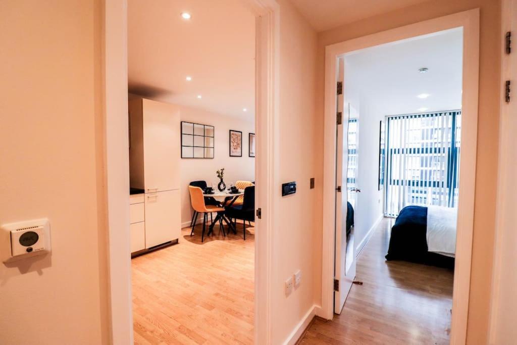 Premium Canary Wharf Flat - Long Stay Offer London Exterior photo